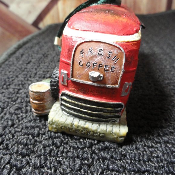 TJ's Collection MELS DINER Tree ornamant~Detailed~Christmas decor - Picture 6 of 6